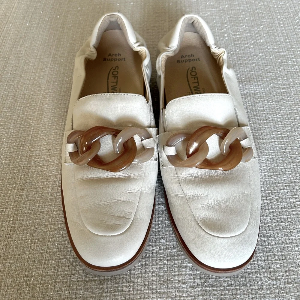 Softwaves Gali Loafer Creme Cream with Link Accents size 7 7.5